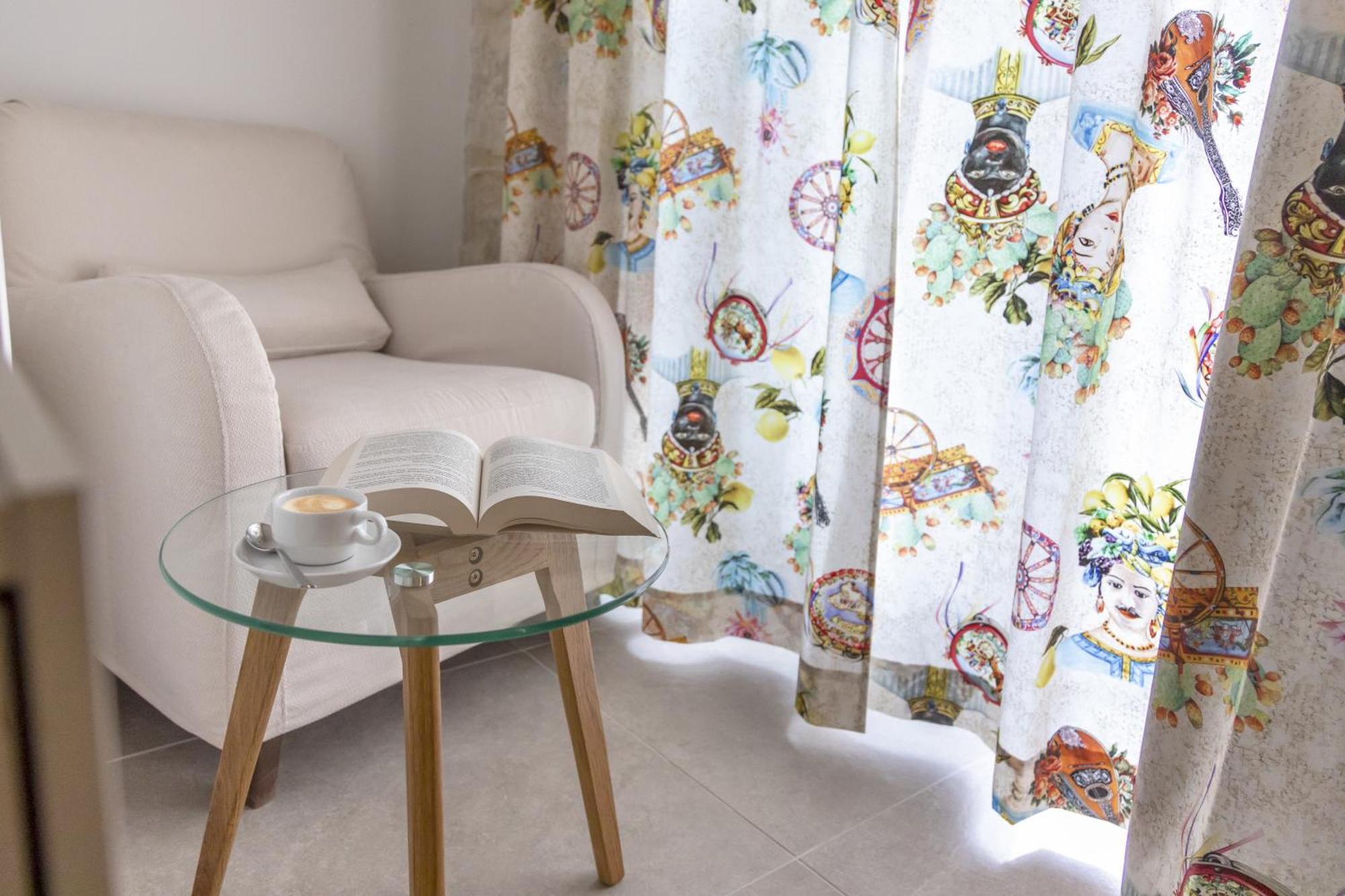 Le Sirene B&B Ragusa Bagian luar foto